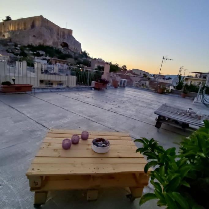 Apartamento Plaka'S Heart Atenas Exterior foto
